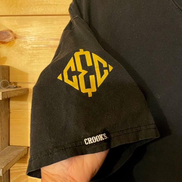 Rare Vintage Crooks and Castles Shirt, Gold Chain, Men’s Size XL - Picture 5 of 7